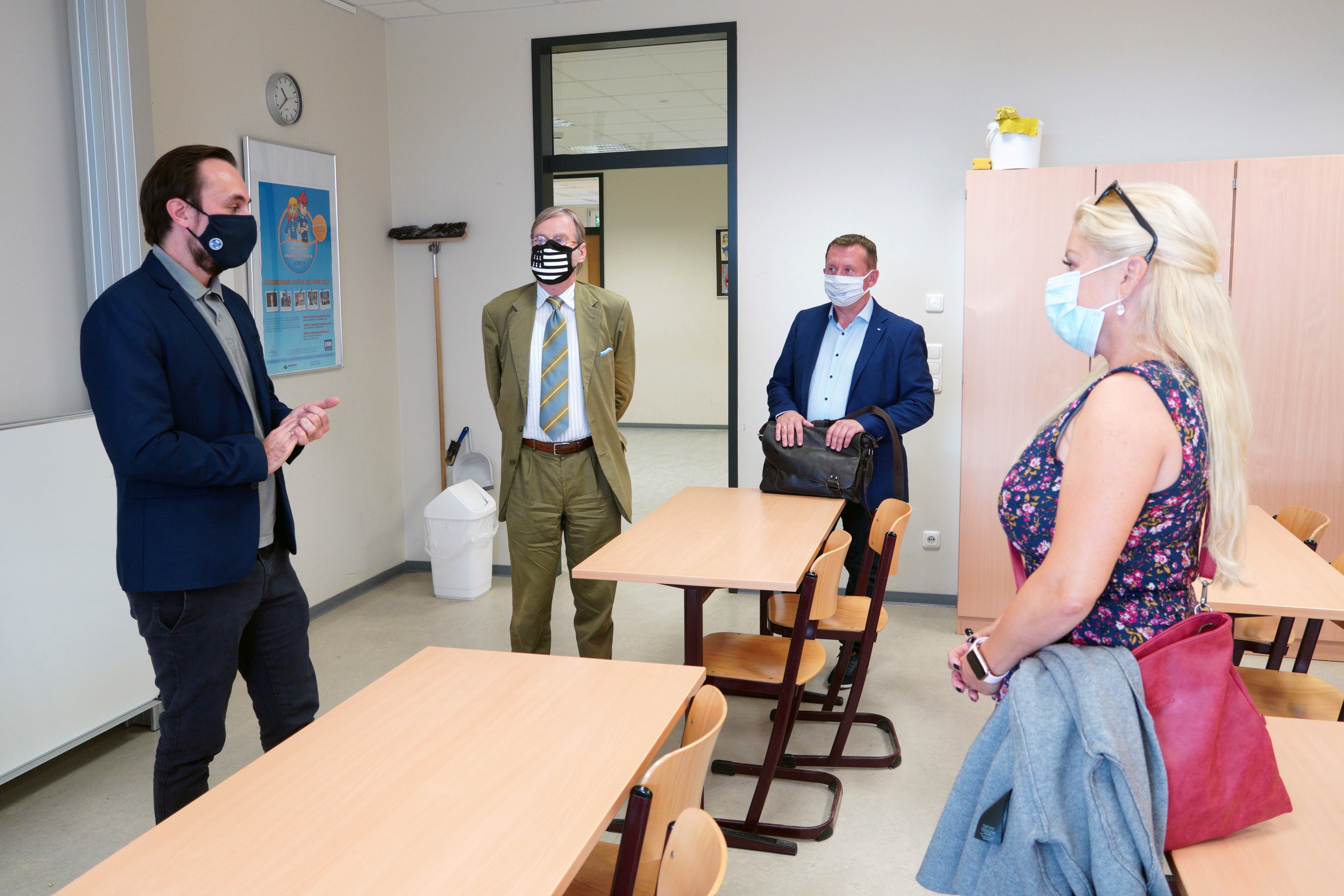 CDU lehnt Vorsto der SPD zur Verstaatlichung der Glienicker Gymnasien ab. V.l.n.r. Kristof Wenger, Dr. Ulrich Strempel, Mario Mller, Nicole Walter-Mundt, Foto: Christian Howe