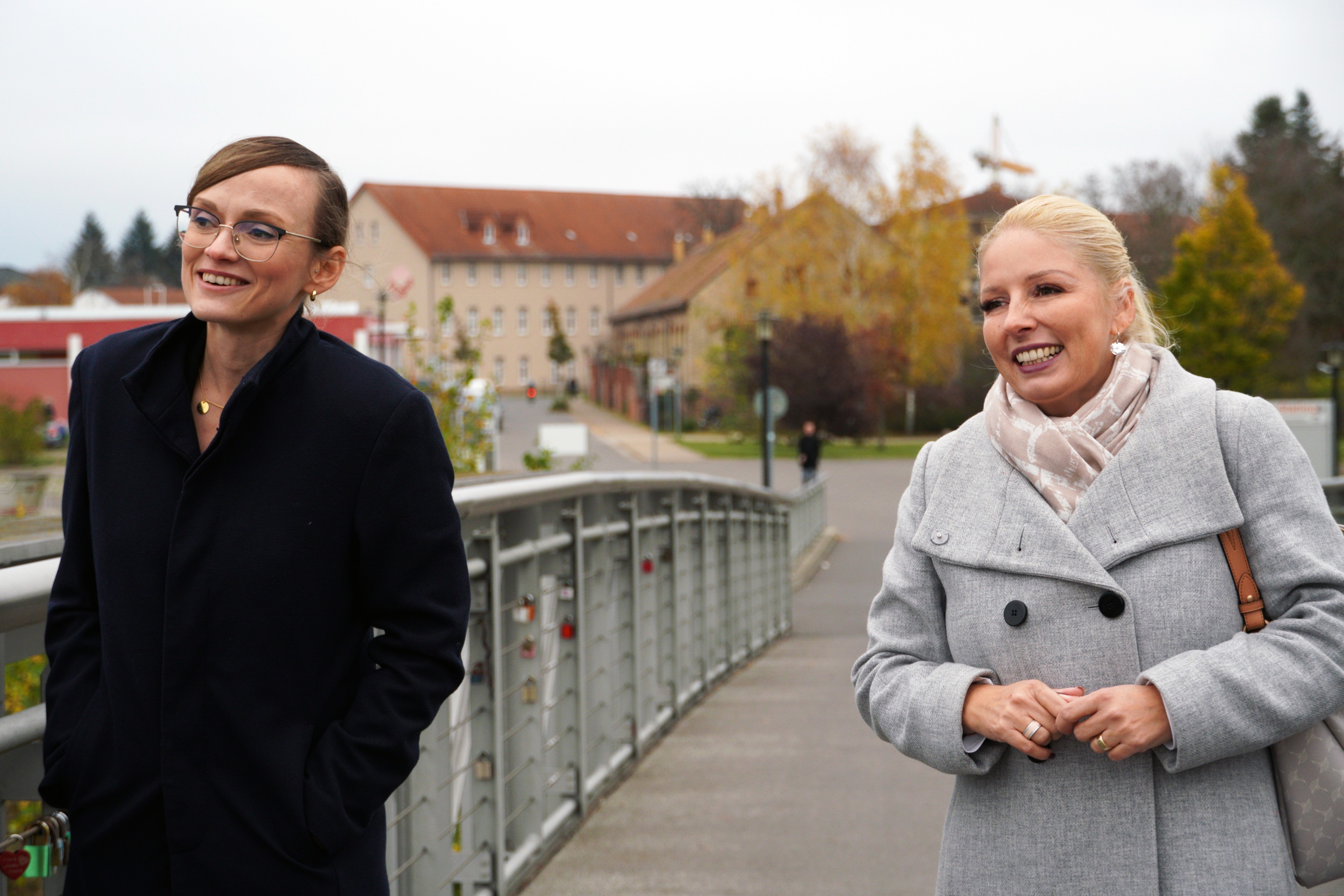 Frische Ideen fr Oranienburg: Nicole Walter-Mundt (CDU) und Franziska Winter (TKO) sprechen ber die Perspektiven Oranienburgs im Bereich Freizeit, Tourismus und Kultur, Foto: Christian Howe