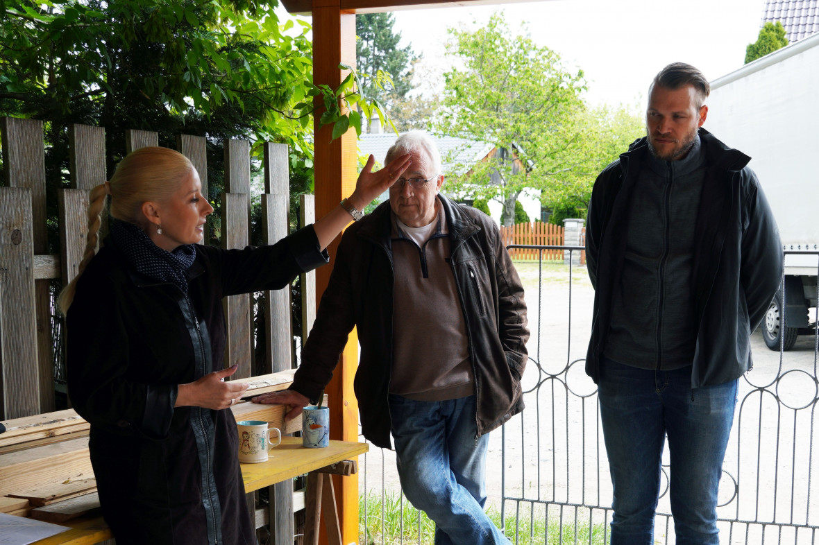 CDU und Brgerinitiative im Gesprch: Wie geht es weiter mit dem Ausbau der Saalfelder- und Suhler Strae? Foto: Christian Howe