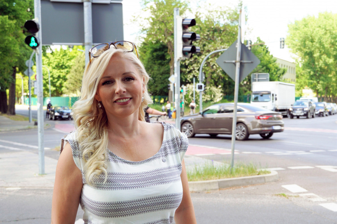 Fr Nicole Walter-Mundt (CDU) ist der Bau des Kreisels PiSaLe eine gute Lsung im Sinne der Verkehrssicherheit, Foto: Christian Howe.